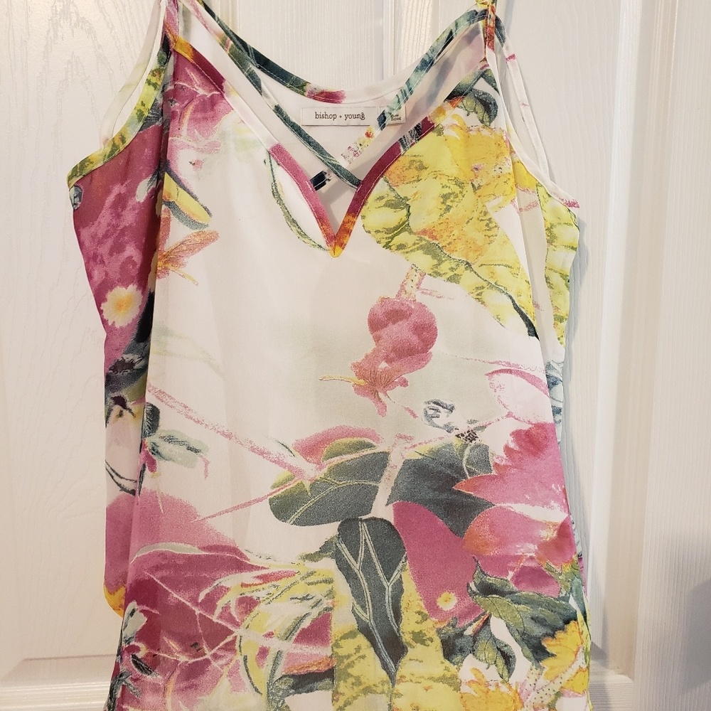 Floral flowy tank